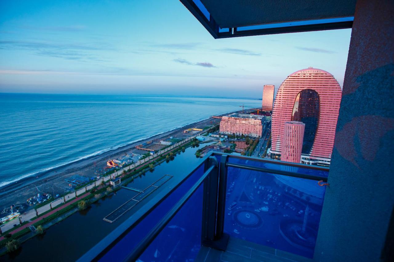 Orbi City Luxury Suite Батуми Экстерьер фото