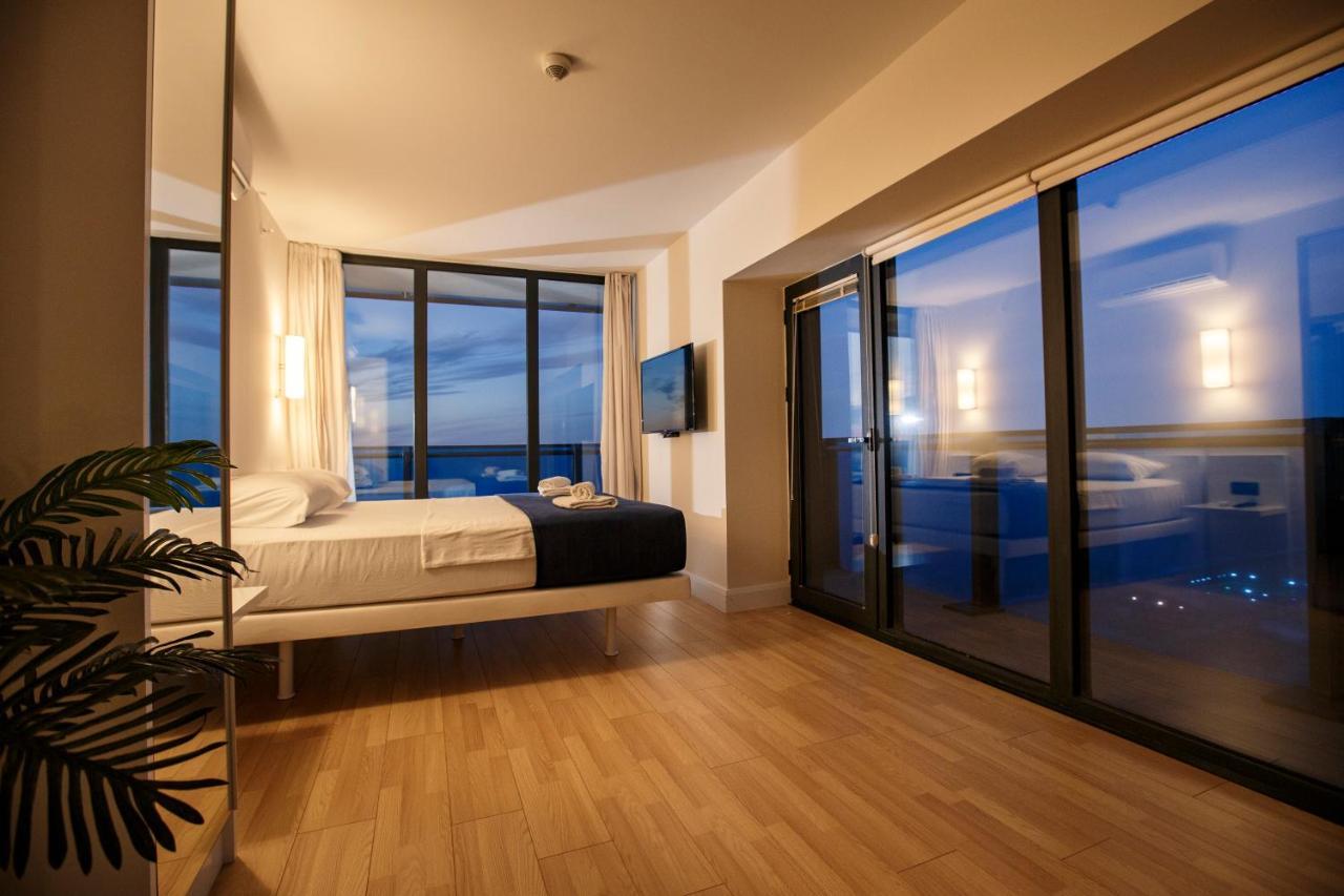 Orbi City Luxury Suite Батуми Экстерьер фото