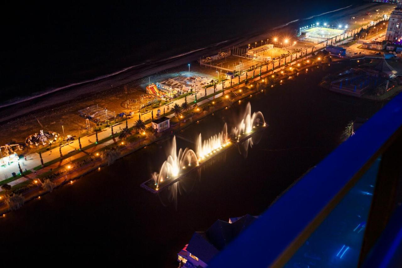 Orbi City Luxury Suite Батуми Экстерьер фото