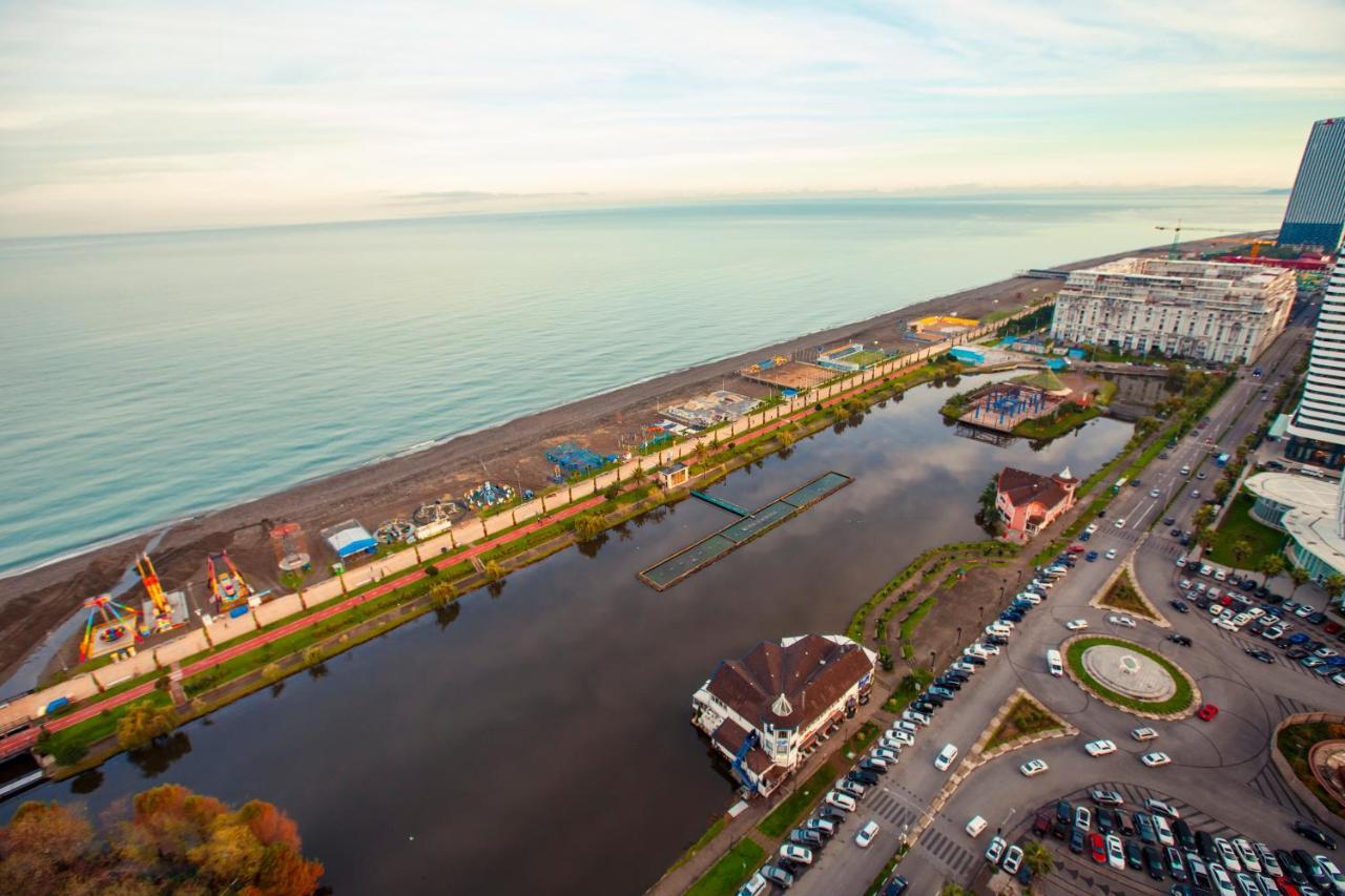Orbi City Luxury Suite Батуми Экстерьер фото